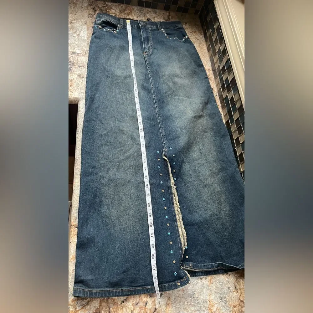 Denim skirt with jewel embellishments